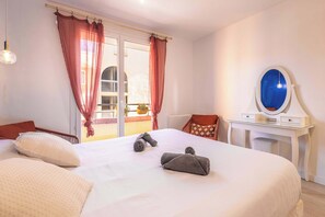 2 Schlafzimmer, BĂŒgeleisen/BĂŒgelbrett, Reisekinderbett, WLAN