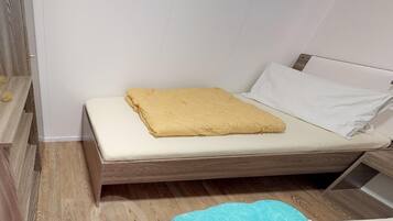 Casa rodante | 2 habitaciones y ropa de cama