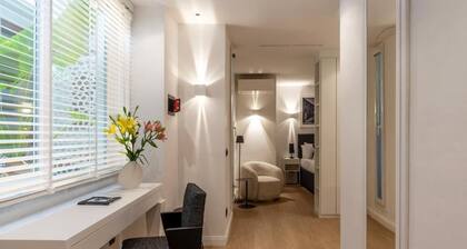 JOIVY Elegant Suites Near Villa Borghese