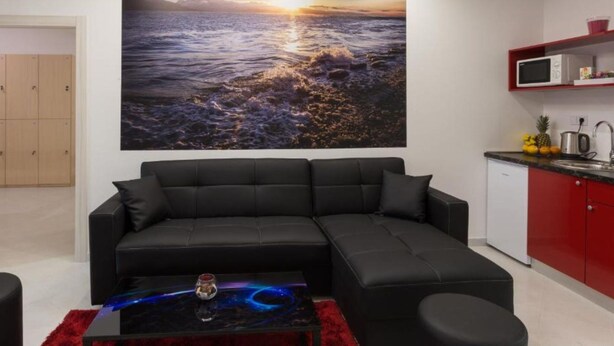 House | Living room - Hostel Free Bird - Bed in Six Bed Female Dormitory Room Zenska (Dubrovnik)