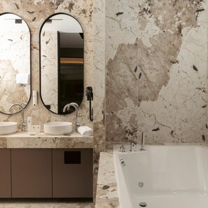 Bathroom - Venus Hotel Pristina (PRISTINA)