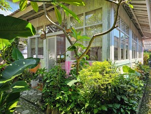 Dormitório compartilhado standard | Vista para o jardim
