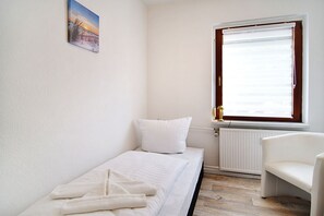 Unclassified image, 4 of 9, button