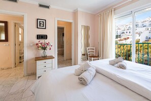 2 soverom, strykejern/-brett, wi-fi (inkludert) og sengetøy