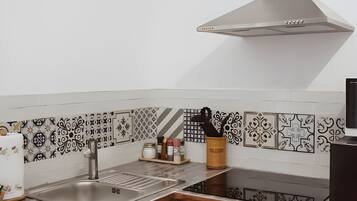 Apartment, 1 Bedroom | Private kitchen