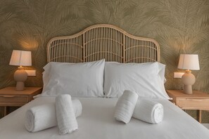 2 chambres, fer et planche Ă repasser, Wi-Fi gratuit, draps fournis