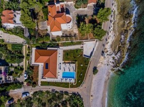 Villa (Villa Ema with Swimming Pool by the S) | Exterior