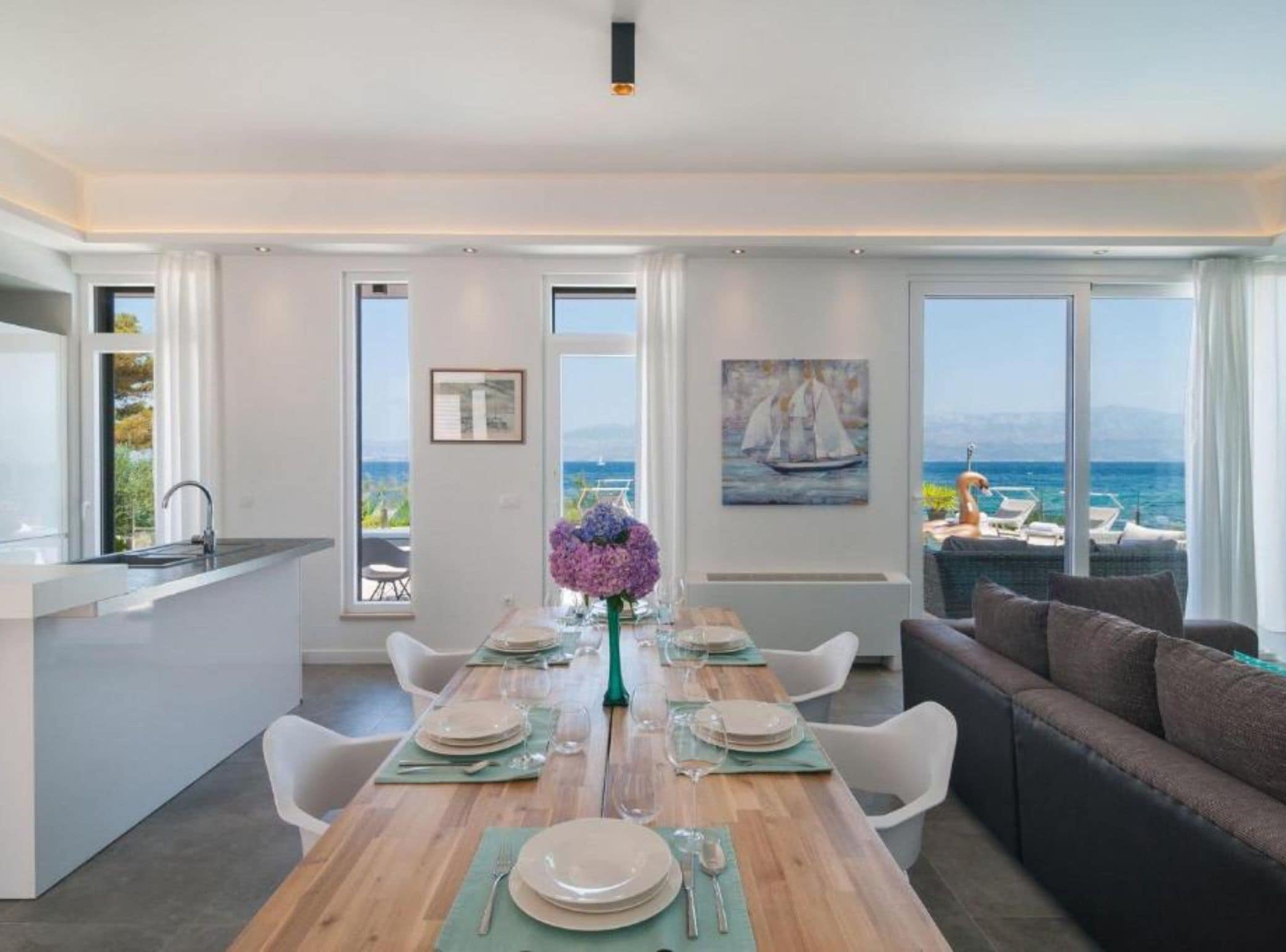 Villa (Villa Ema with Swimming Pool by the S) | Dining room