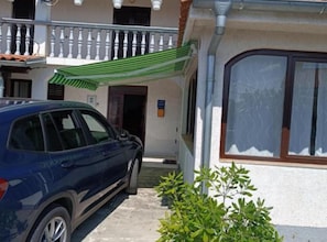 Căn hộ (One Bedoom Apartment 2) | Ngoại thất