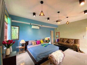 1 bedroom, iron/ironing board, WiFi, bed sheets - Colorful Charming cottage in tranquil with local touch (Nongfaek Saraphi)