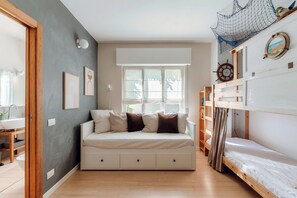 Deluxe Apartment, Lake View