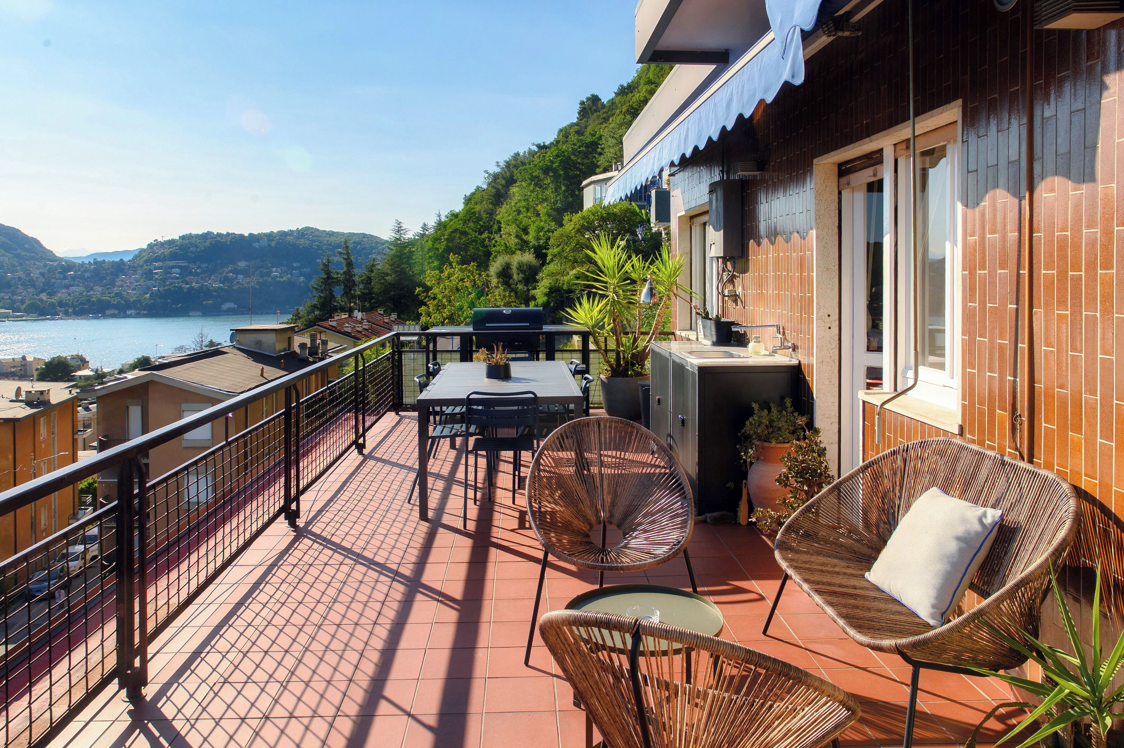 Deluxe Apartment, Lake View | Terrace/patio