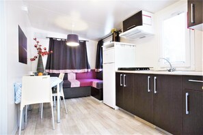 Husvogn – deluxe, 3 soverom | Oppholdsrom