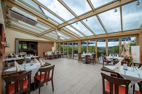 Restaurante. Landgasthof Oberschnorrhof