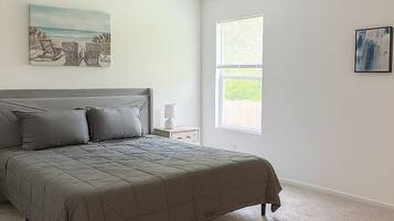 4 chambres, bureau, fer et planche à repasser, Wi-Fi gratuit