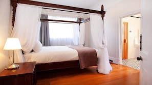 4 bedrooms, Internet, bed sheets