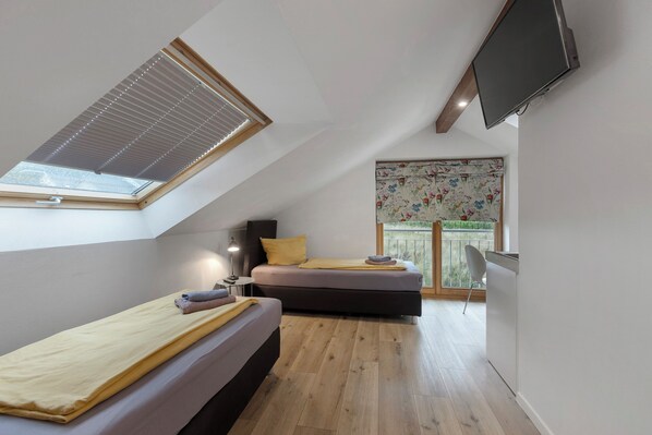 1 bedroom, WiFi, bed sheets