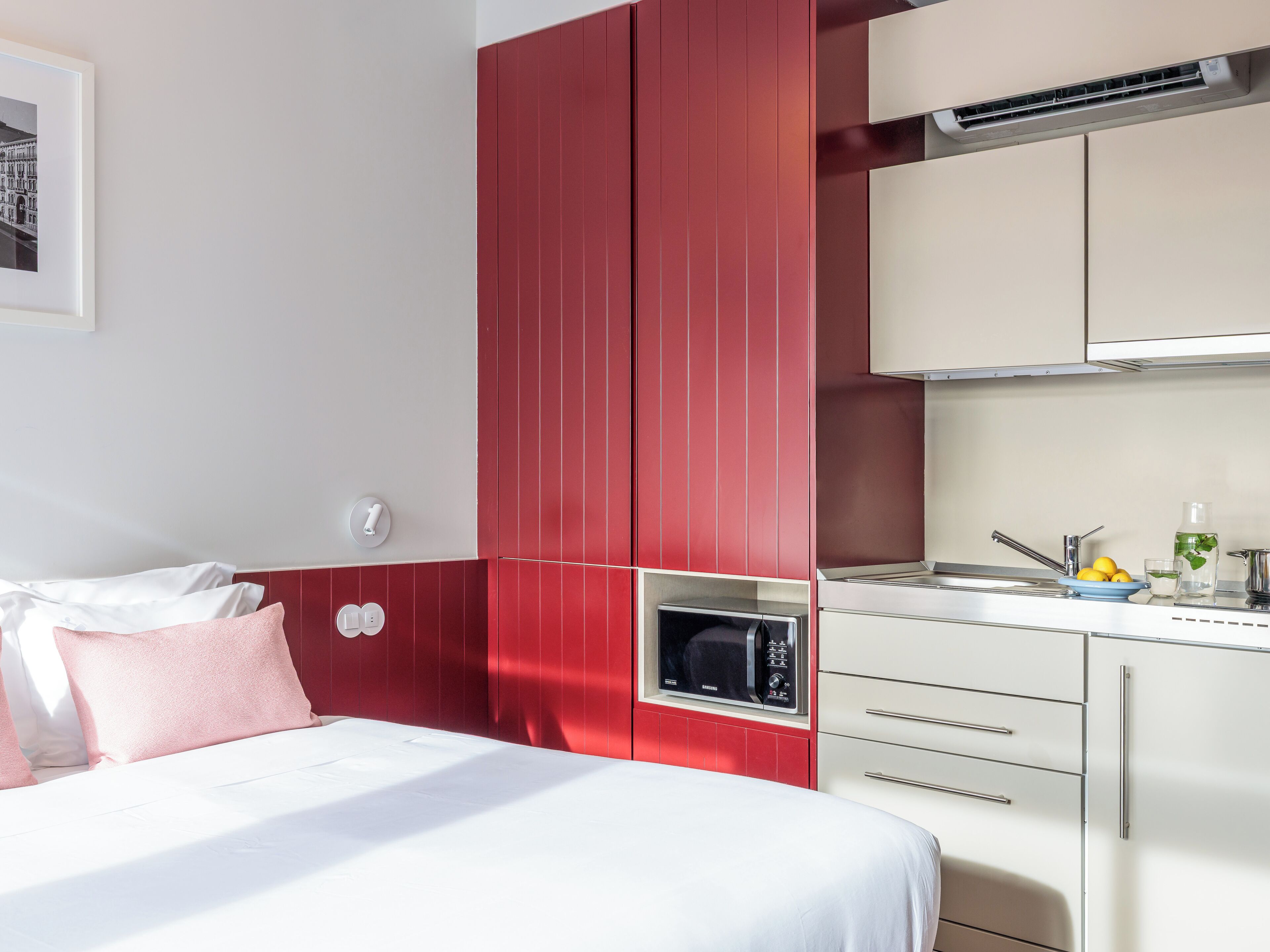 Studio – superior | Sengetøy av topp kvalitet, minibar, safe på rommet og skrivebord