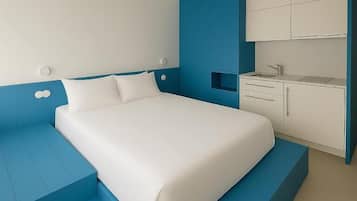 Studio | Premium bedding, in-room safe, blackout curtains, soundproofing