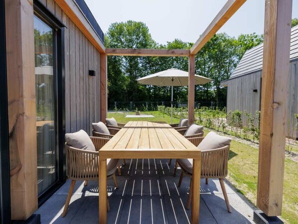 Buiten dineren