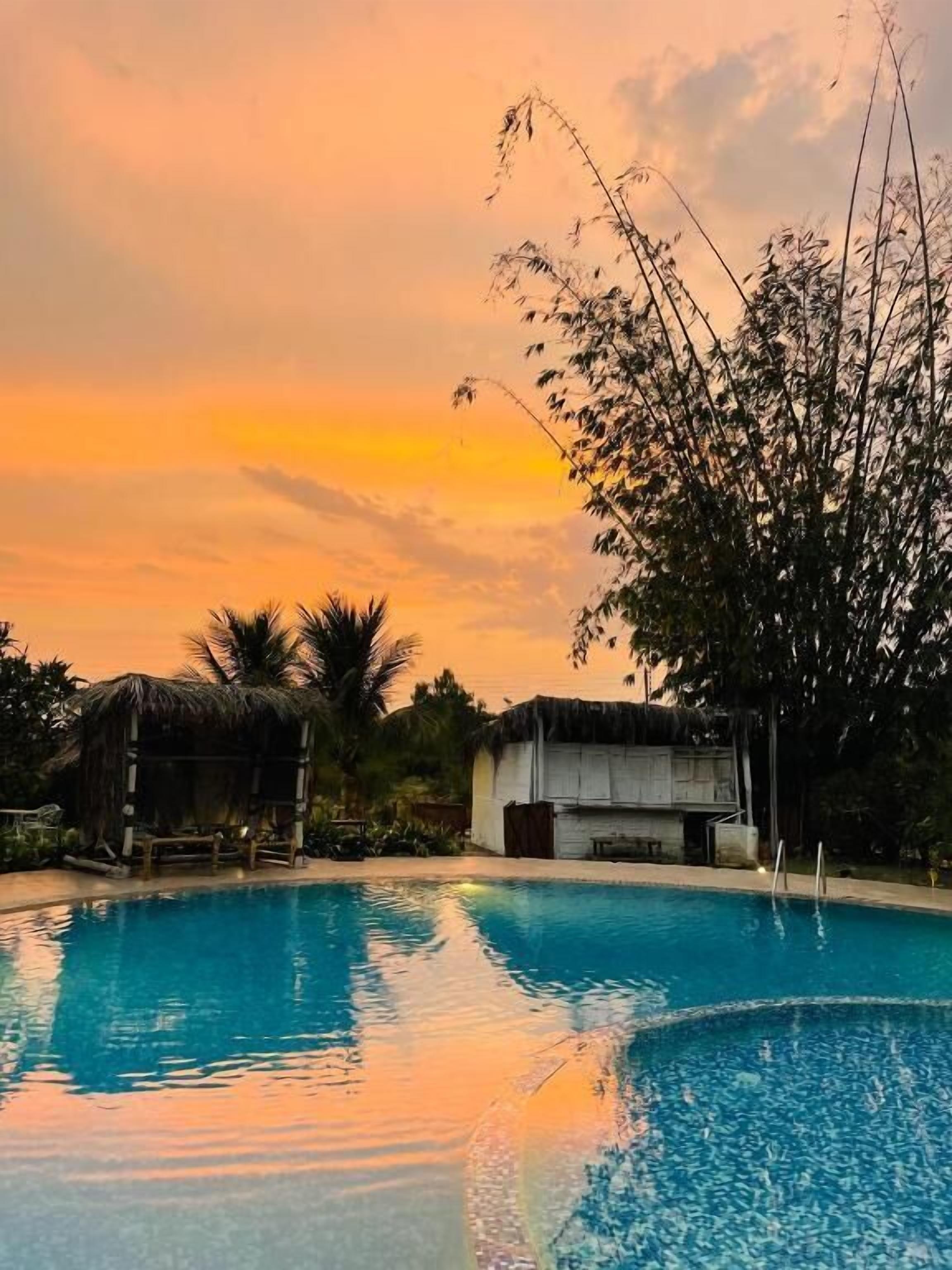 Outdoor pool, open 9:00 AM to 5:00 PM, free cabanas