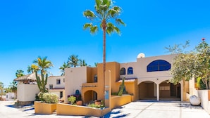 House - Casa de los Sue os - Cabo Bello (Cabo San Lucas)