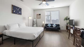 Ferros/tábuas de passar roupa, Wi-Fi, roupa de cama