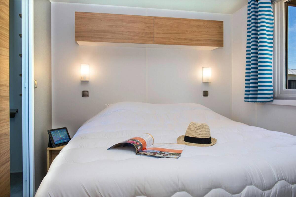 Mobile Elite-Unterkunft, 3 Schlafzimmer | 12 Schlafzimmer, individuell eingerichtet