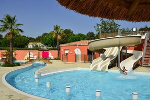 Trailer clássico, 4 quartos | Piscina | Piscina externa