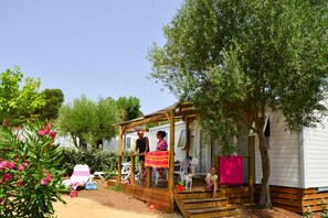 Classic Mobile Home, 4 Bedrooms | Taman