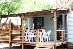 Deluxe stacaravan, 3 slaapkamers | Exterieur