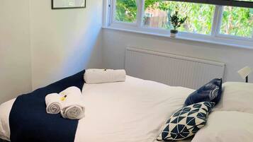 3 chambres, bureau, fer et planche Ă repasser, Wi-Fi