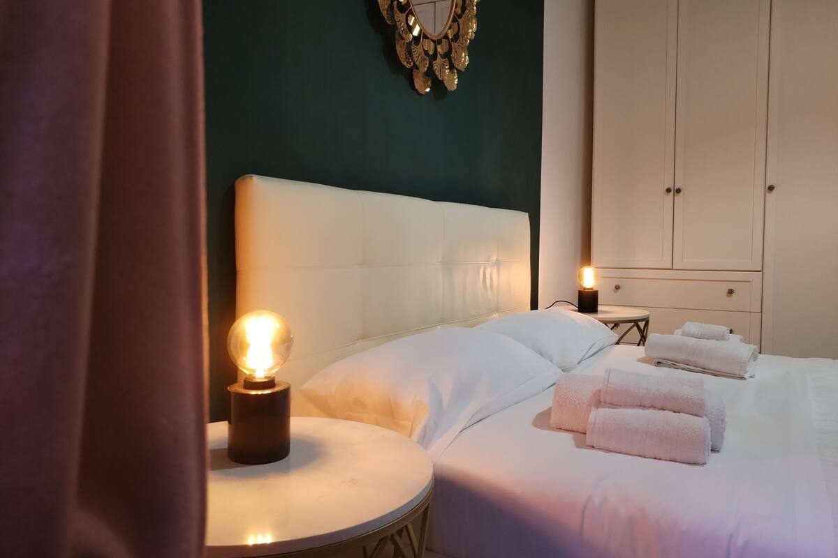 Standard Double Room, Private Bathroom | In-room safe, desk, laptop workspace, blackout drapes