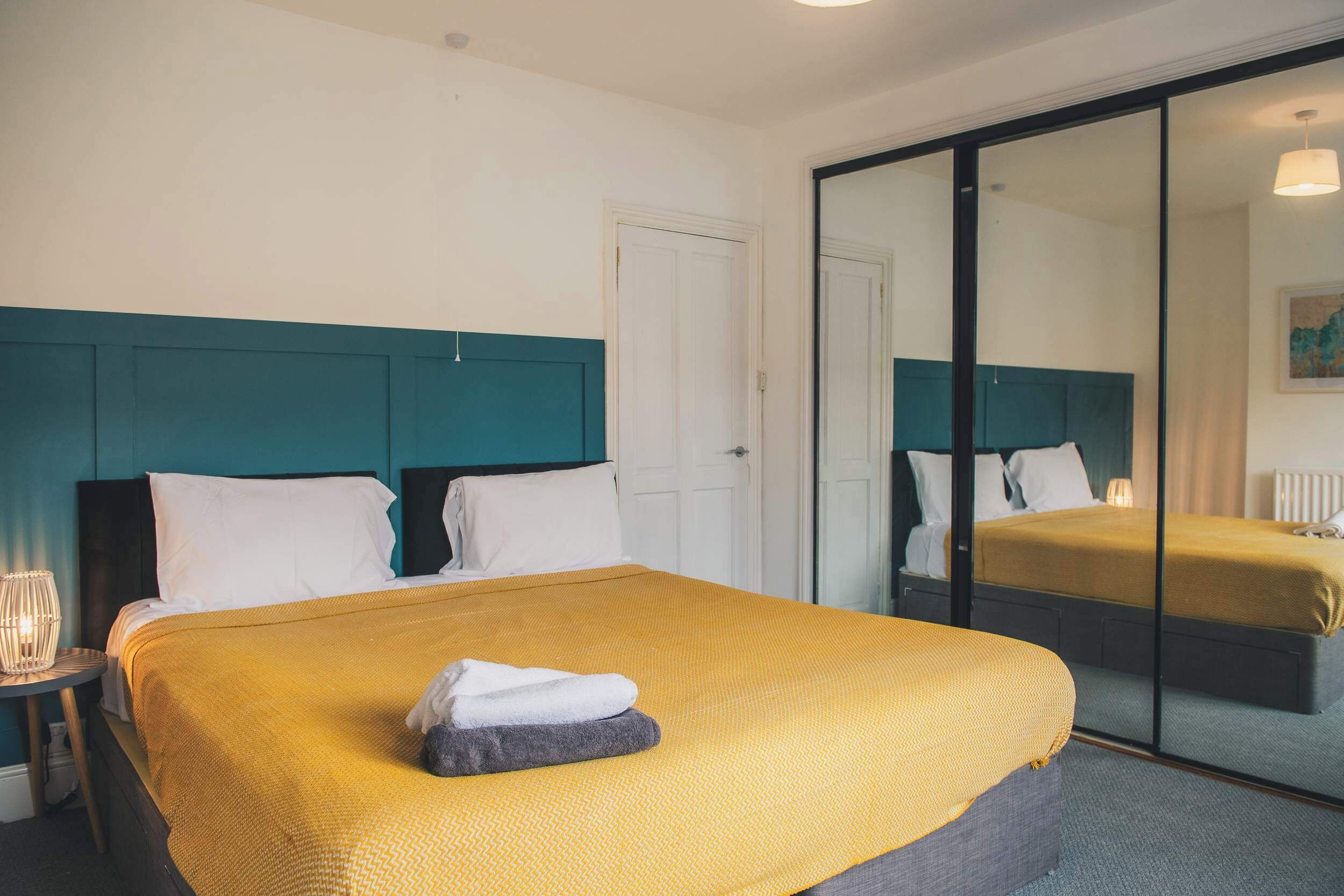 3 bedrooms, desk, iron/ironing board, WiFi