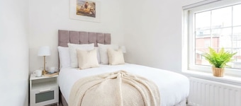 Spacious 3 Bedroom House in South Shields by Beach