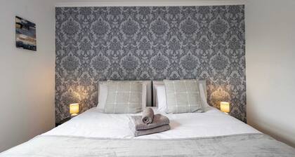 Modern 3BR House | Ideal for Groups