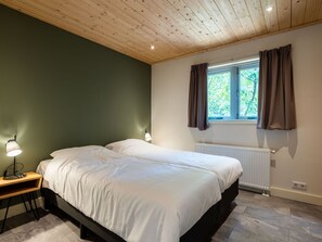 1 Schlafzimmer, Reisekinderbett, kostenloses WLAN, Bettwäsche