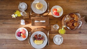 Desayuno continental gratuito y diario