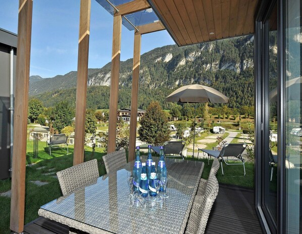 Mobile Comfort-Unterkunft, 2 Schlafzimmer | Balkon