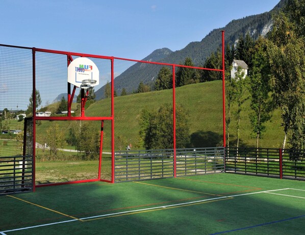 Mobile Home Confort, 2 chambres | Vue depuis l’hébergement