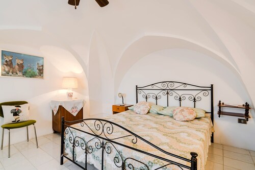 Holiday Home 'Simona' with Shared Terrace, Wi-Fi and Air Conditioning