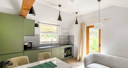 1 bedroom accommodation in Dorking