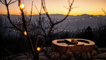 Superior Cabin, Mountain View | Mountain view