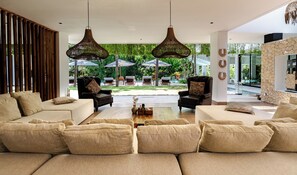 Living area - VILLA ZENO ARETE (Canggu)