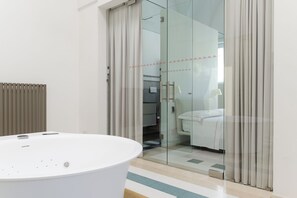 Comfort Room | Bathroom - Hydeout Palace - Luxury & Spa Suites by Wonderful Italy (San Vito dei Normanni)