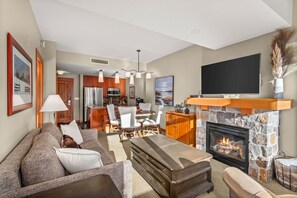 Smart TV, fireplace, DVD player