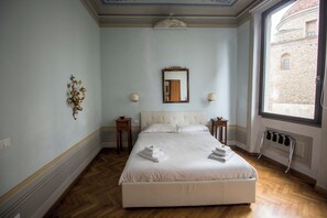 1 bedroom, iron/ironing board, WiFi, bed sheets - Heart of Florence Step into the Medici Chapels -Palazzo Bianchini (Firenze)