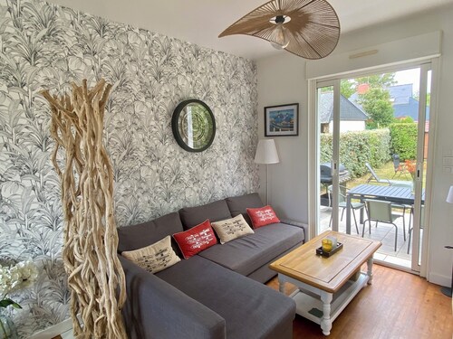 L'Oasis, a cosy home in the heart of Concarneau's Cabellou district,