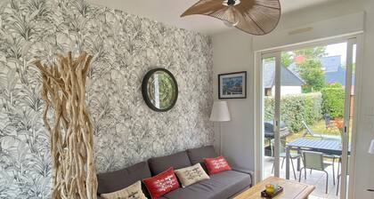 L'Oasis, a cosy home in the heart of Concarneau's Cabellou district,