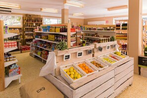 經典行動屋, 3 間臥室 | 禮品店